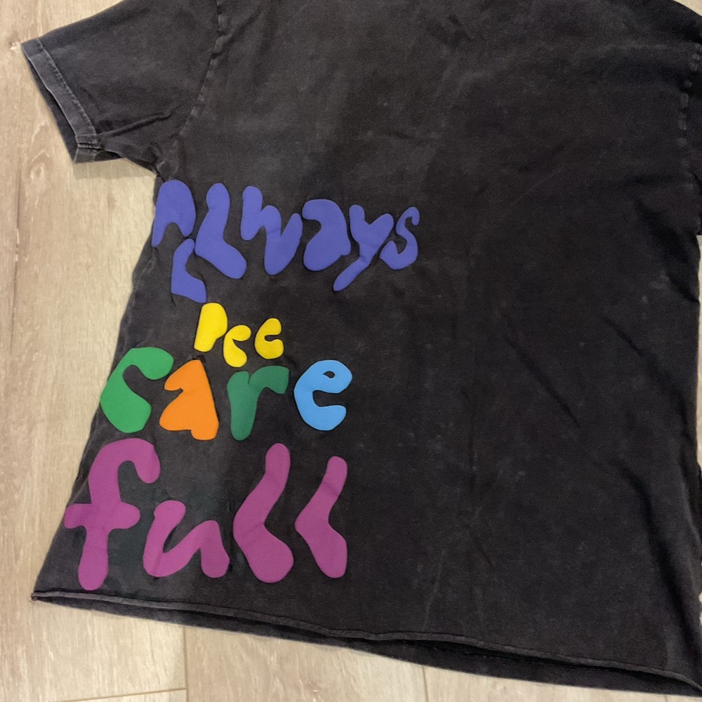 KSUBI X Hidijiworld ALWAYS BE CARE FULL T Shirt M